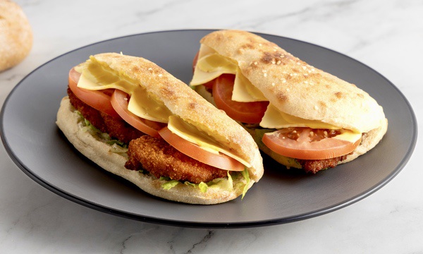 Chicken Schnitzel Roll ea-catering-s3-24
